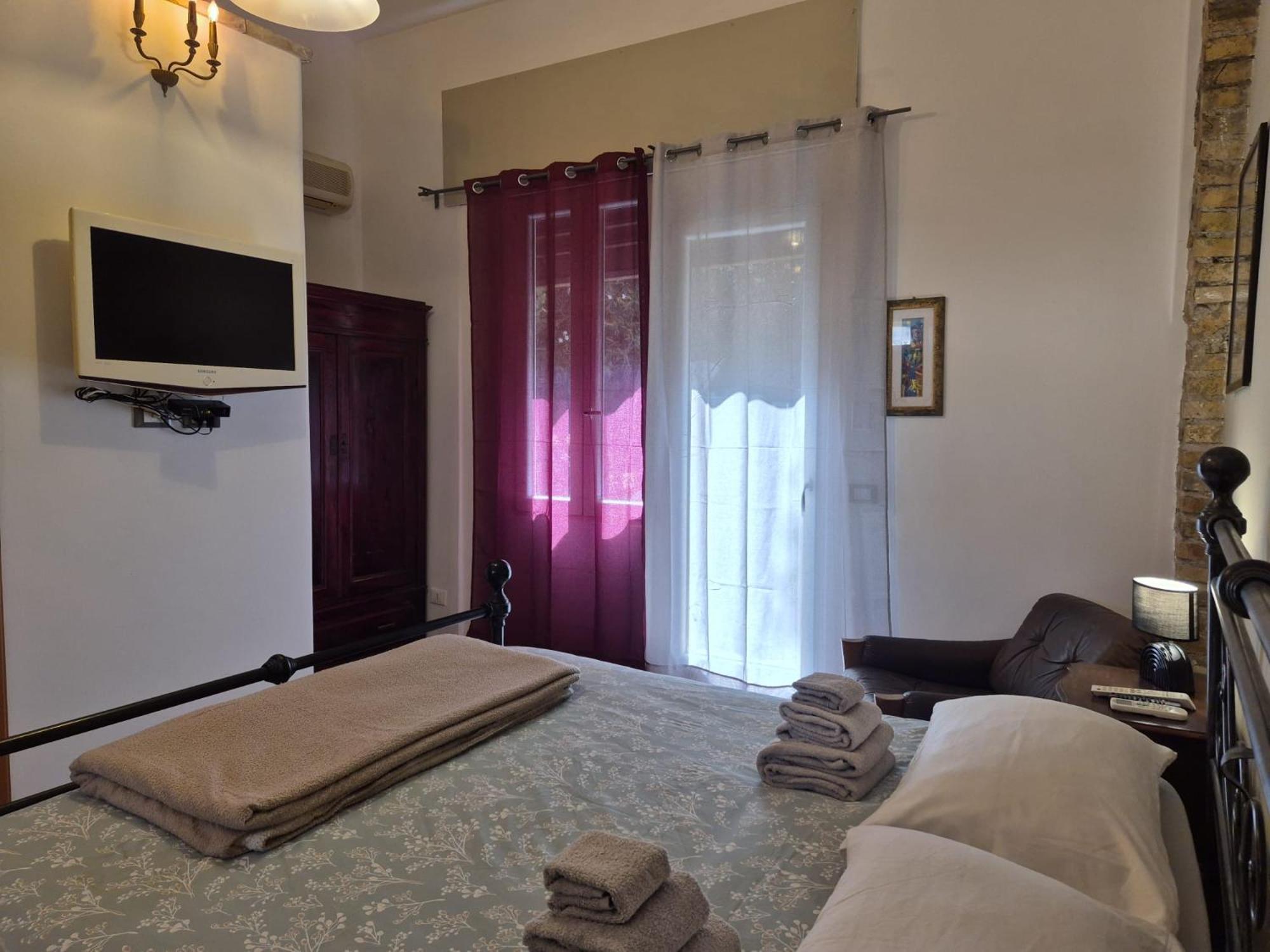 Hotel Mithra Hosting Roma Exterior foto